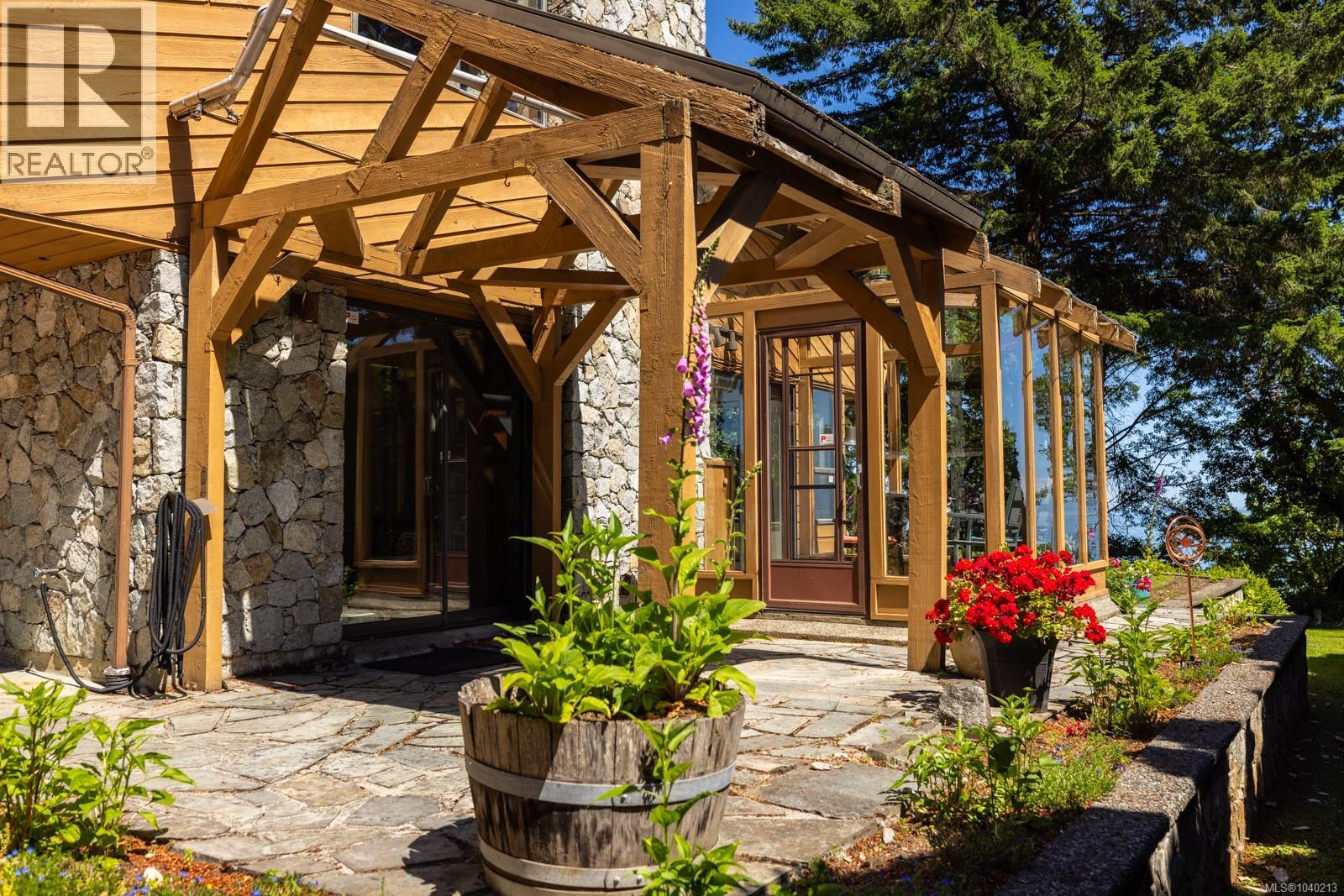 4515 Parry Cross Rd, Metchosin