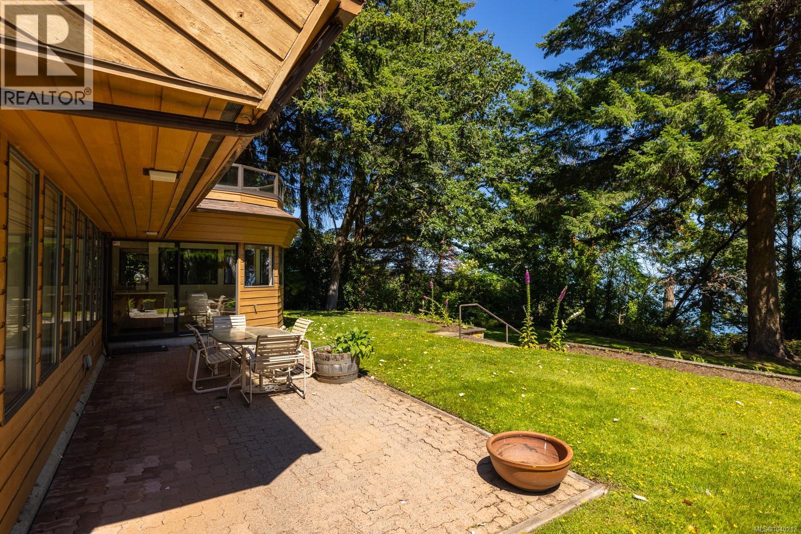 4515 Parry Cross Rd, Metchosin