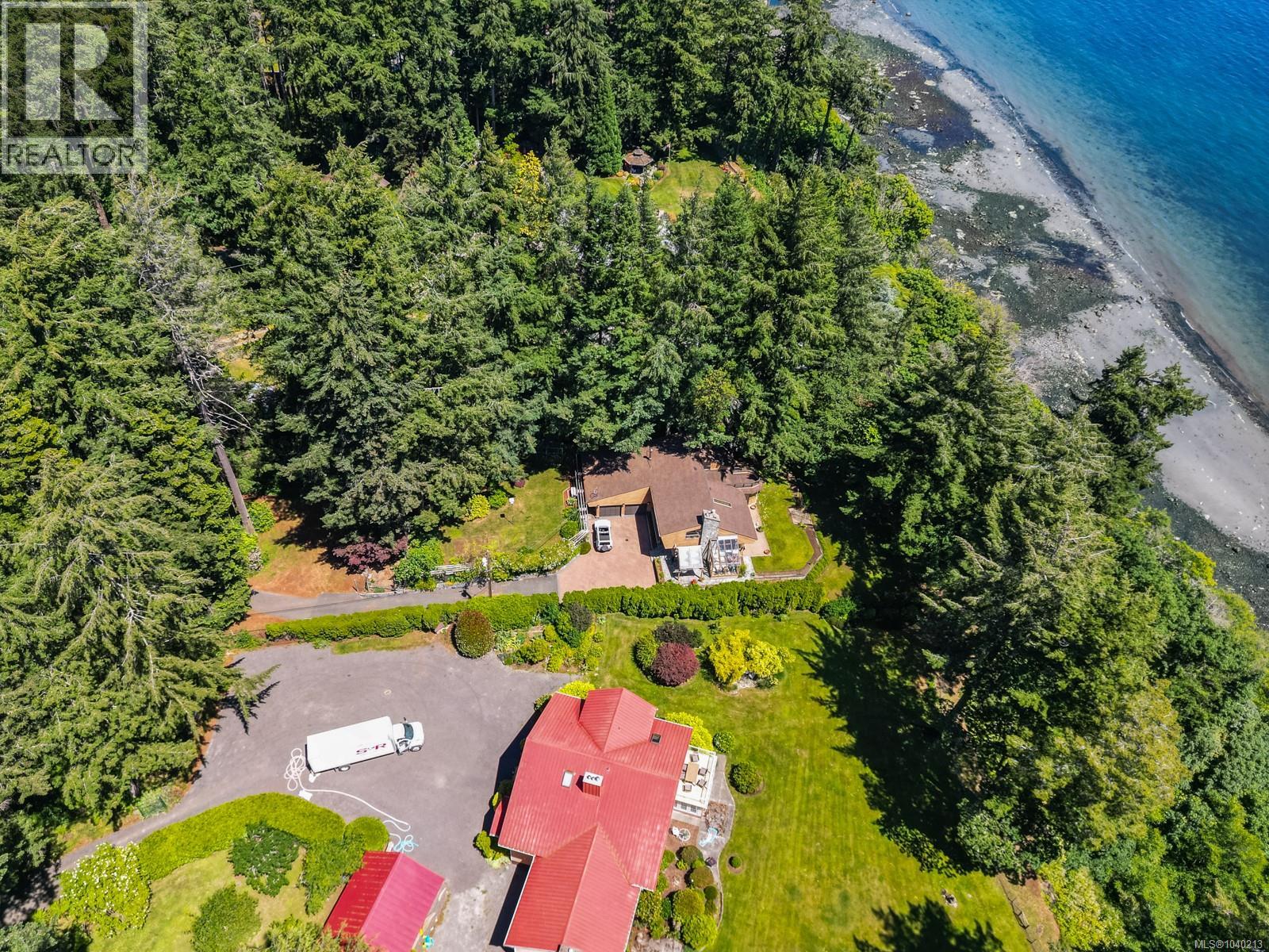 4515 Parry Cross Rd, Metchosin