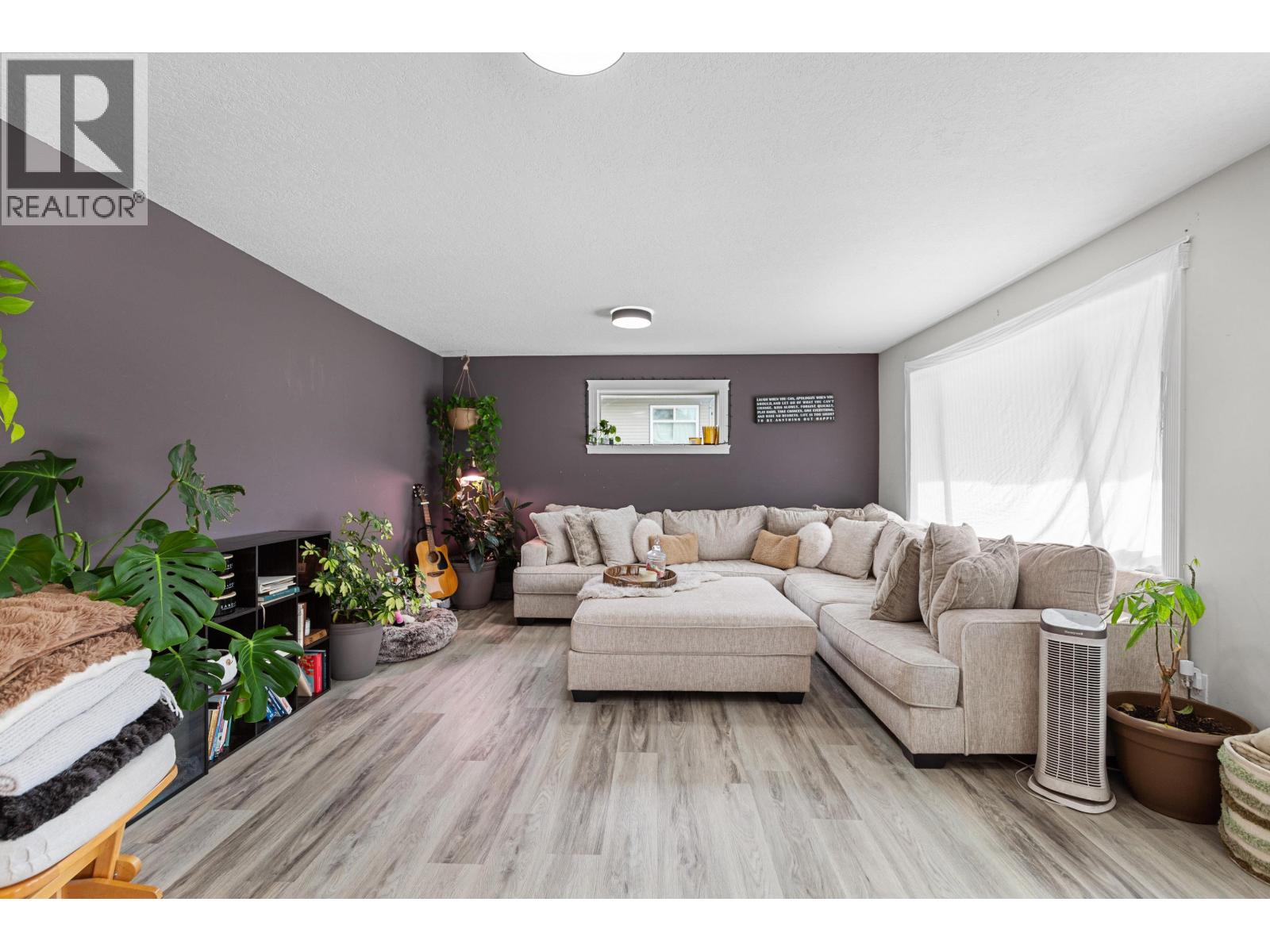 6986 TONY ROAD - 7