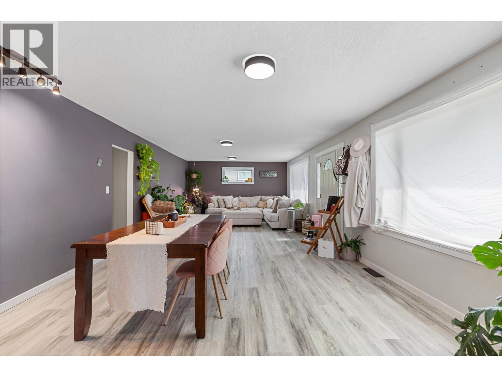 6986 TONY ROAD - 3