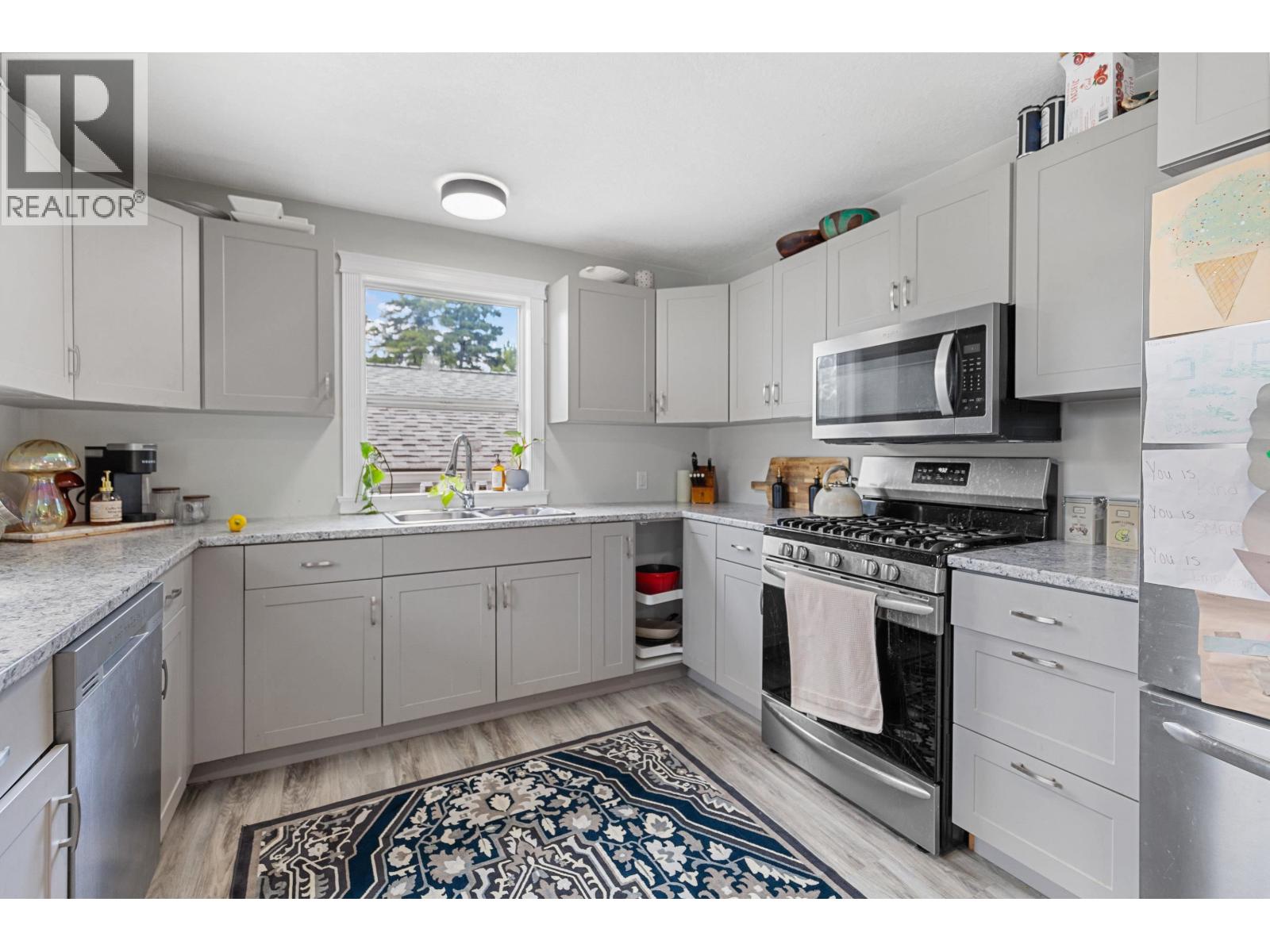 6986 TONY ROAD - 4