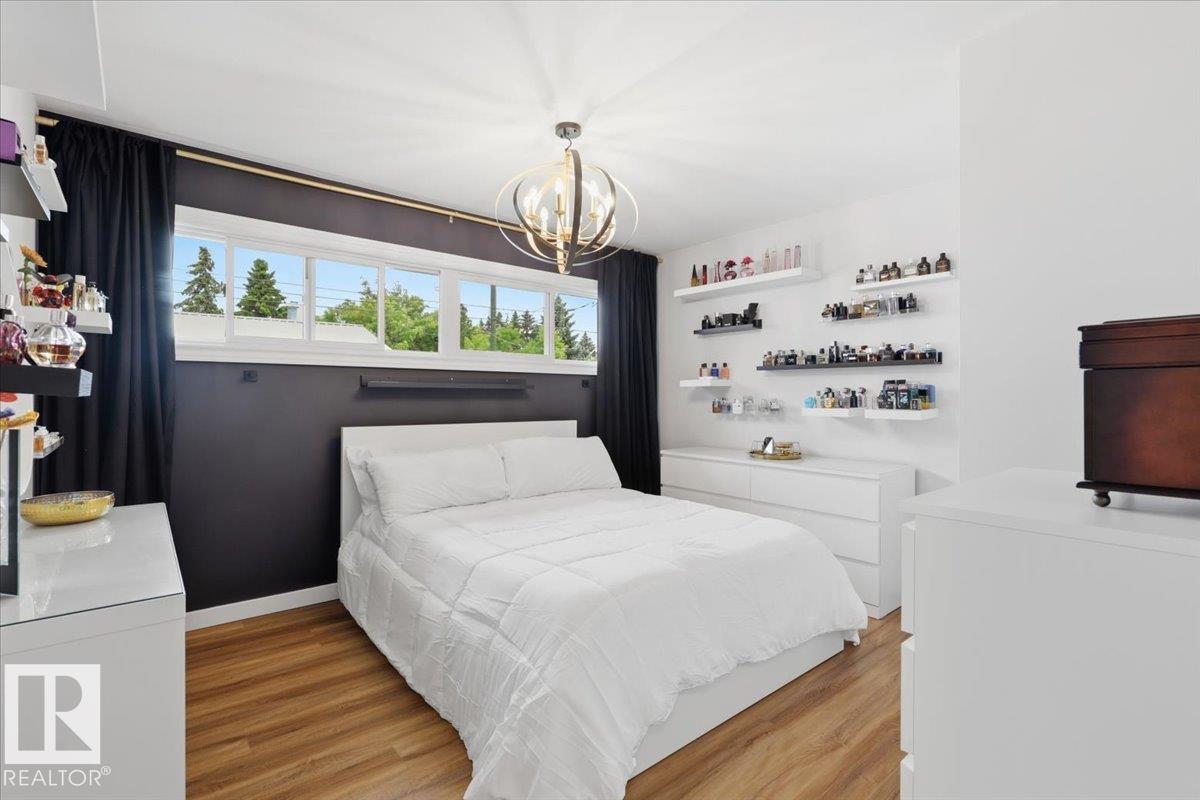 5103 48 AV - 14