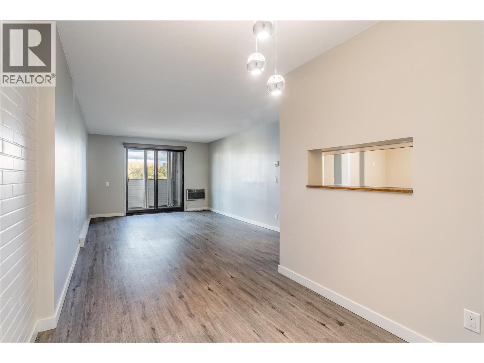 #407 1915 Pacific Court - 8
