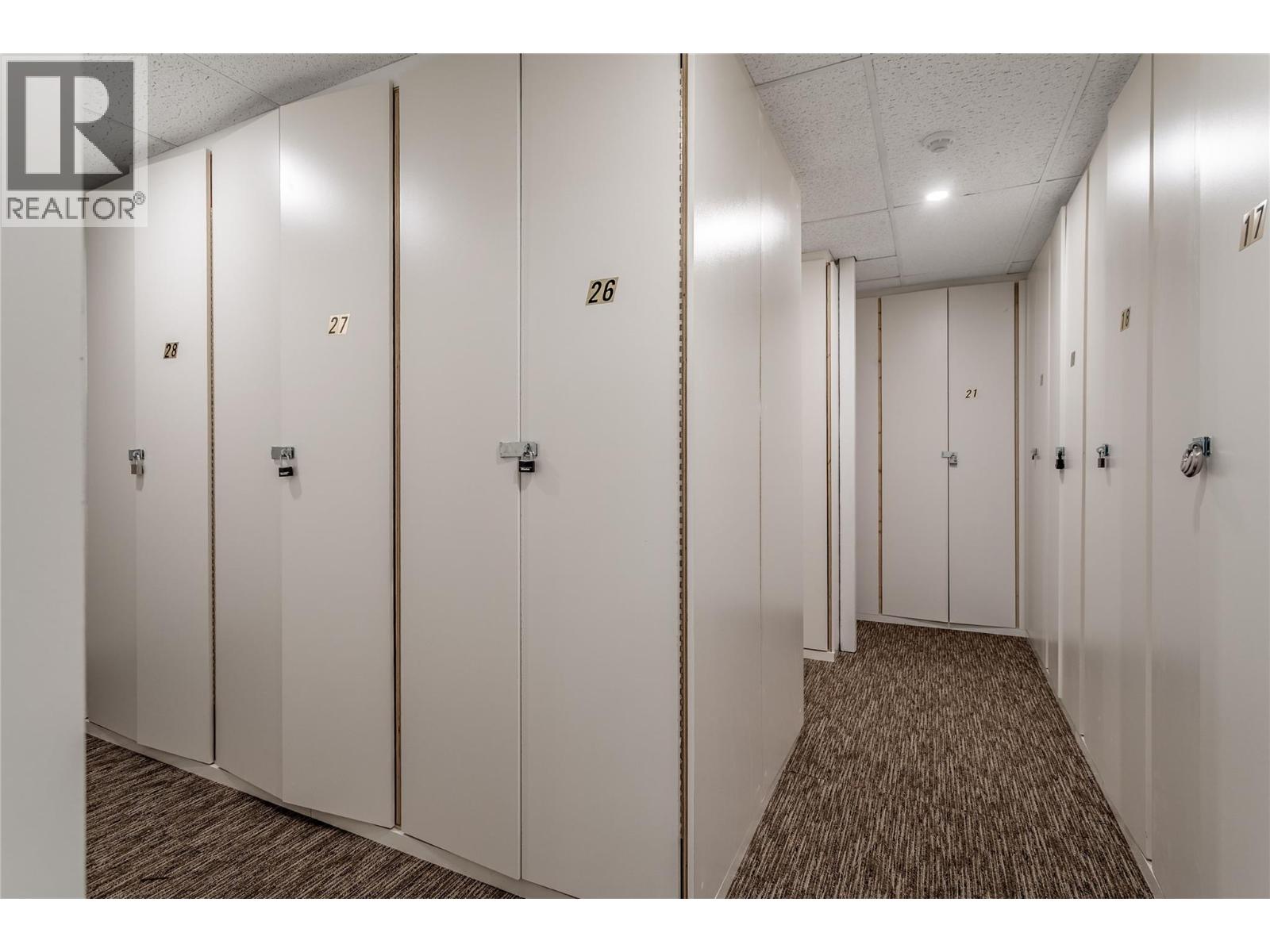 #407 1915 Pacific Court - 26