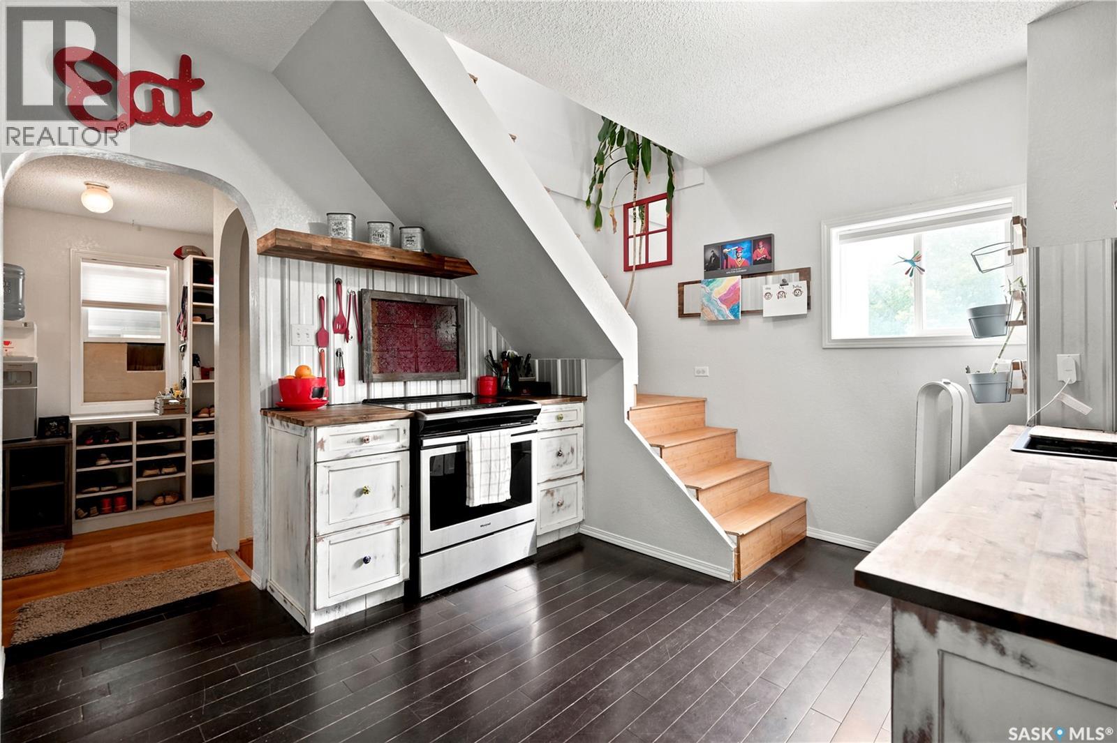 1001 4th AVENUE NE - 11
