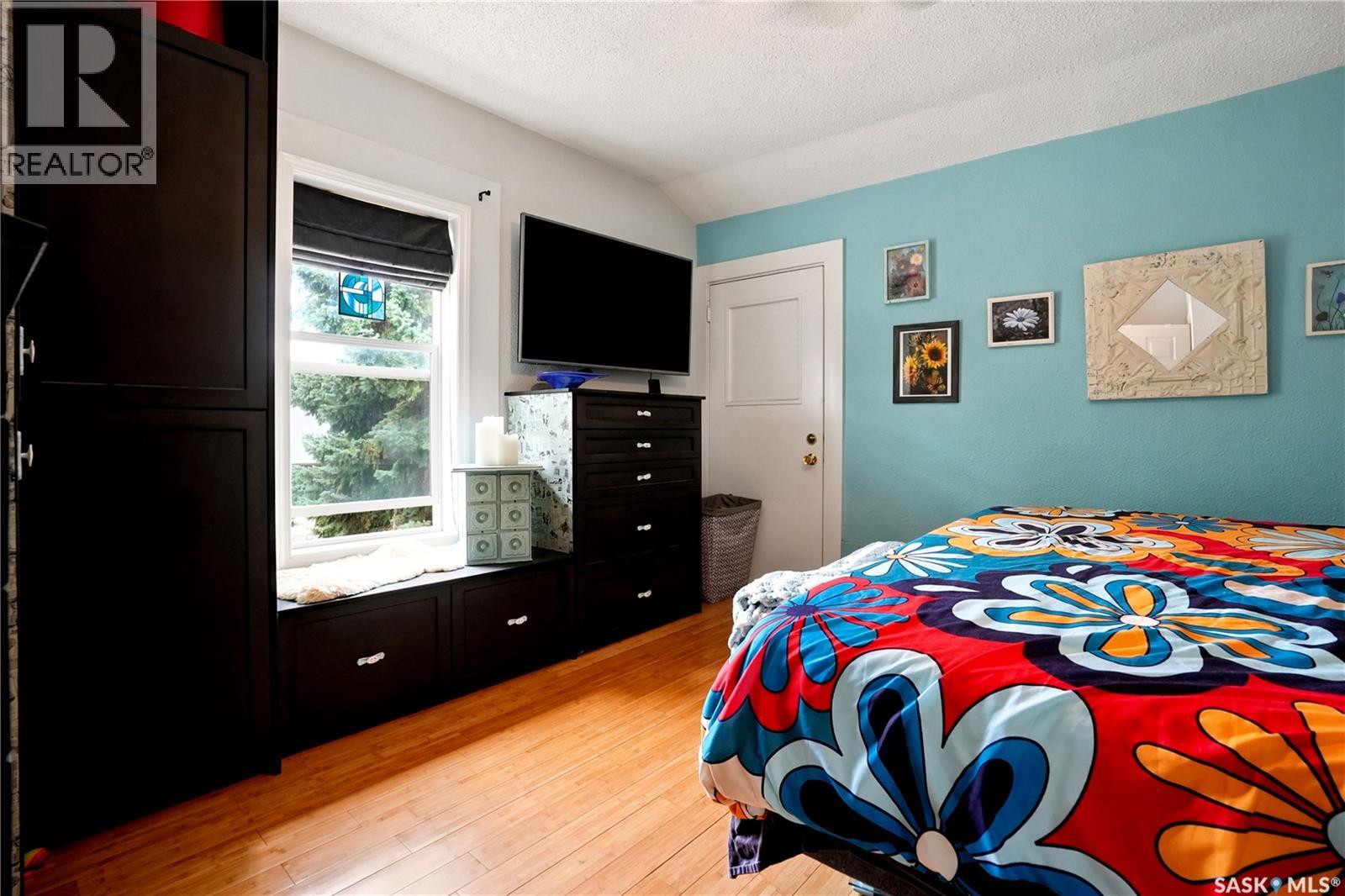 1001 4th AVENUE NE - 27