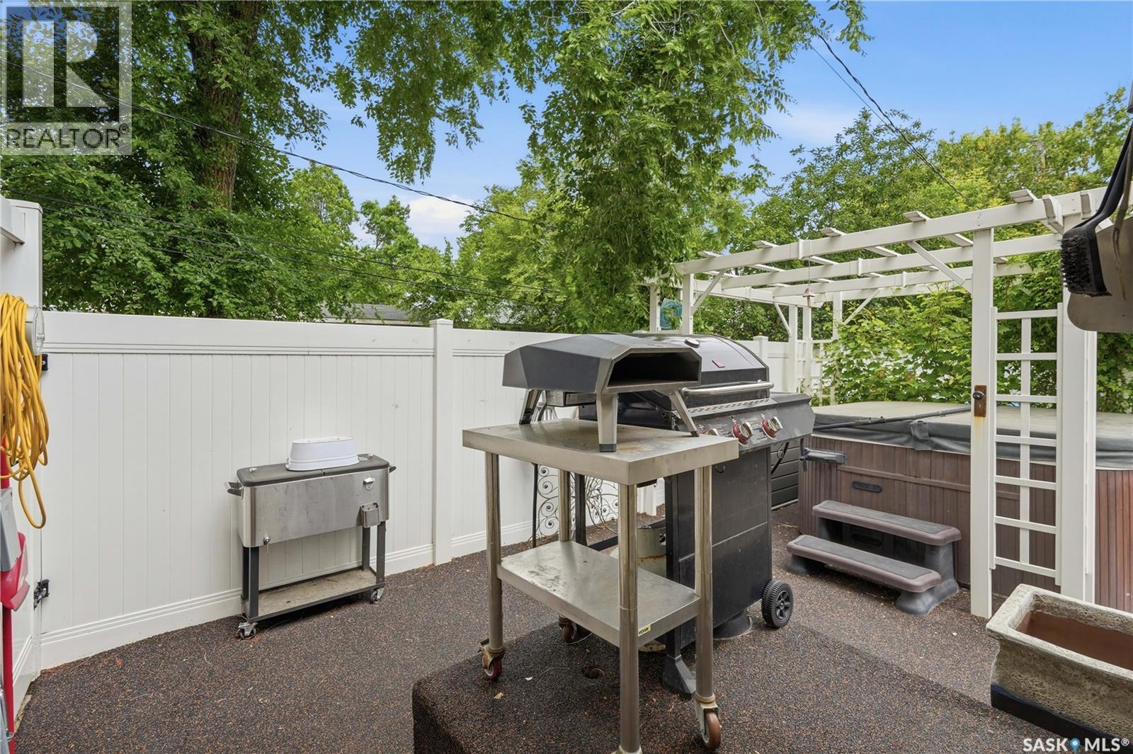 1001 4th AVENUE NE - 41
