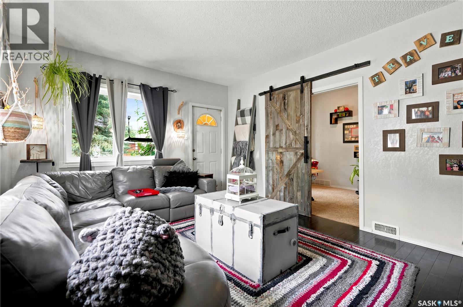 1001 4th AVENUE NE - 7