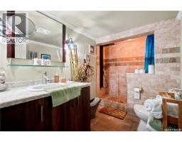 1001 4th Avenue Ne, Moose Jaw, SK S6H1H9 Photo 32