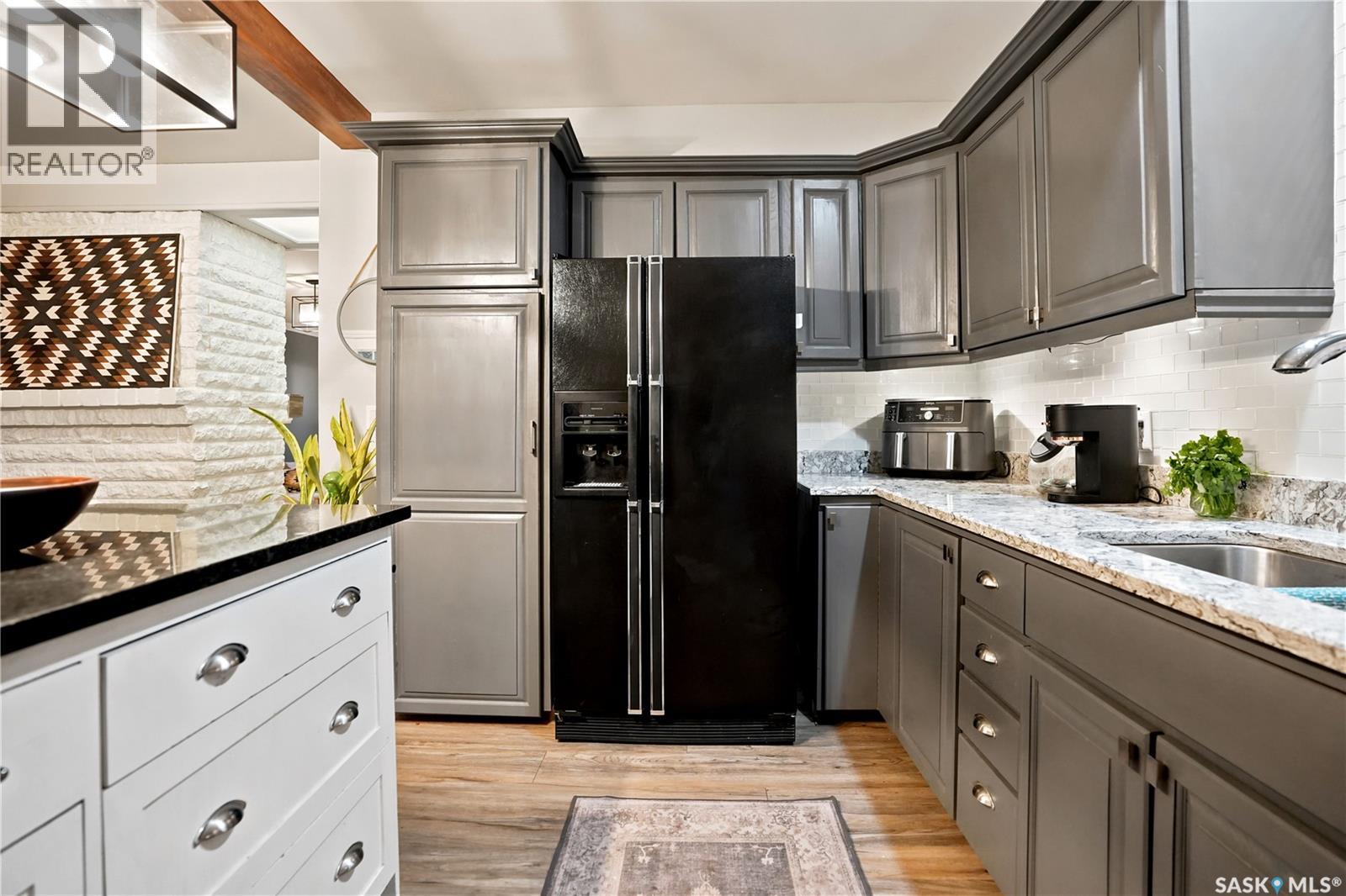 1157 3rd AVENUE NW - 19