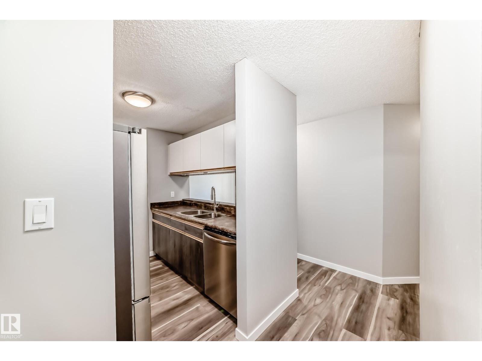 #306 2508 50 ST NW - 7