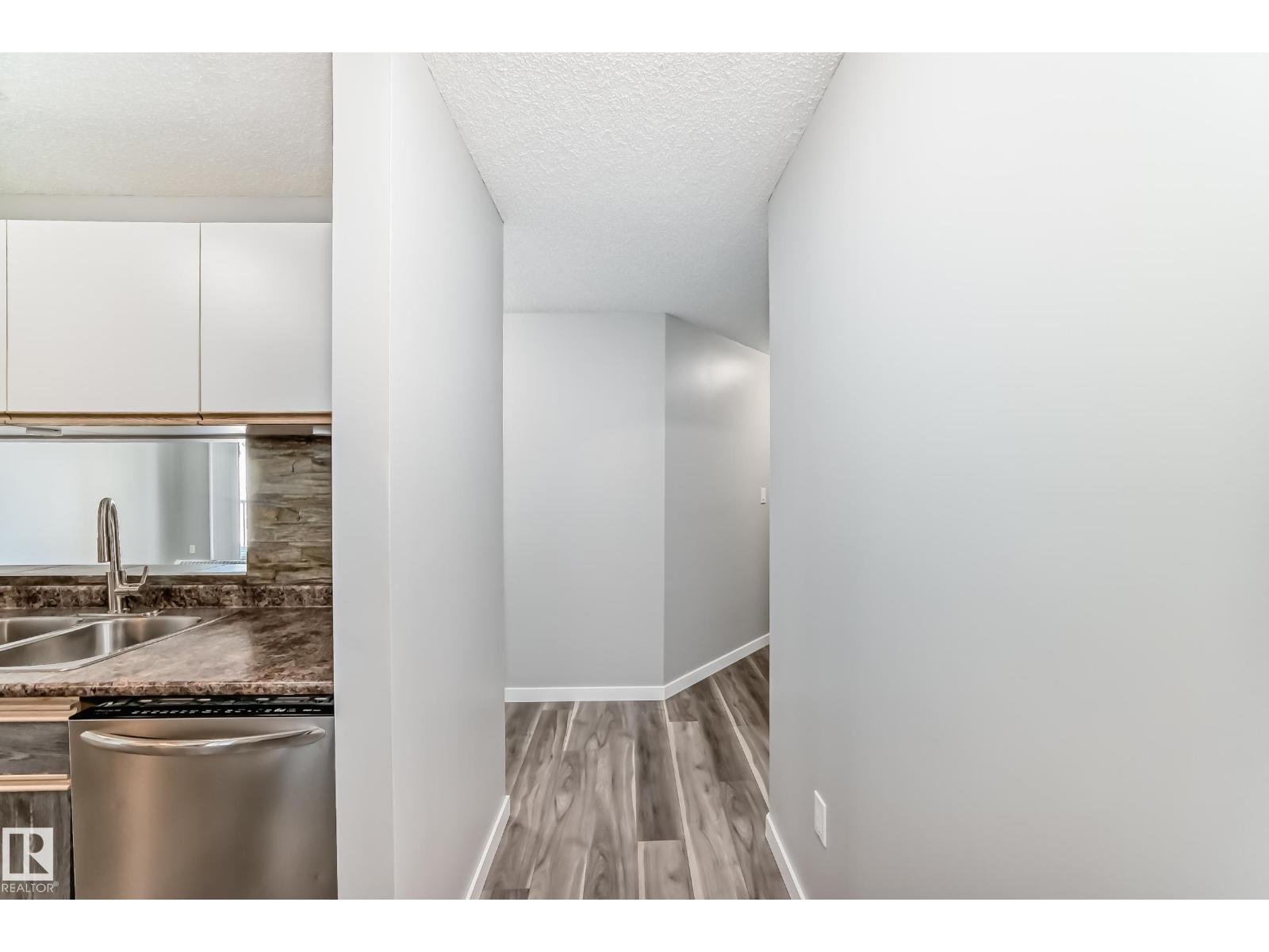 #306 2508 50 ST NW - 8