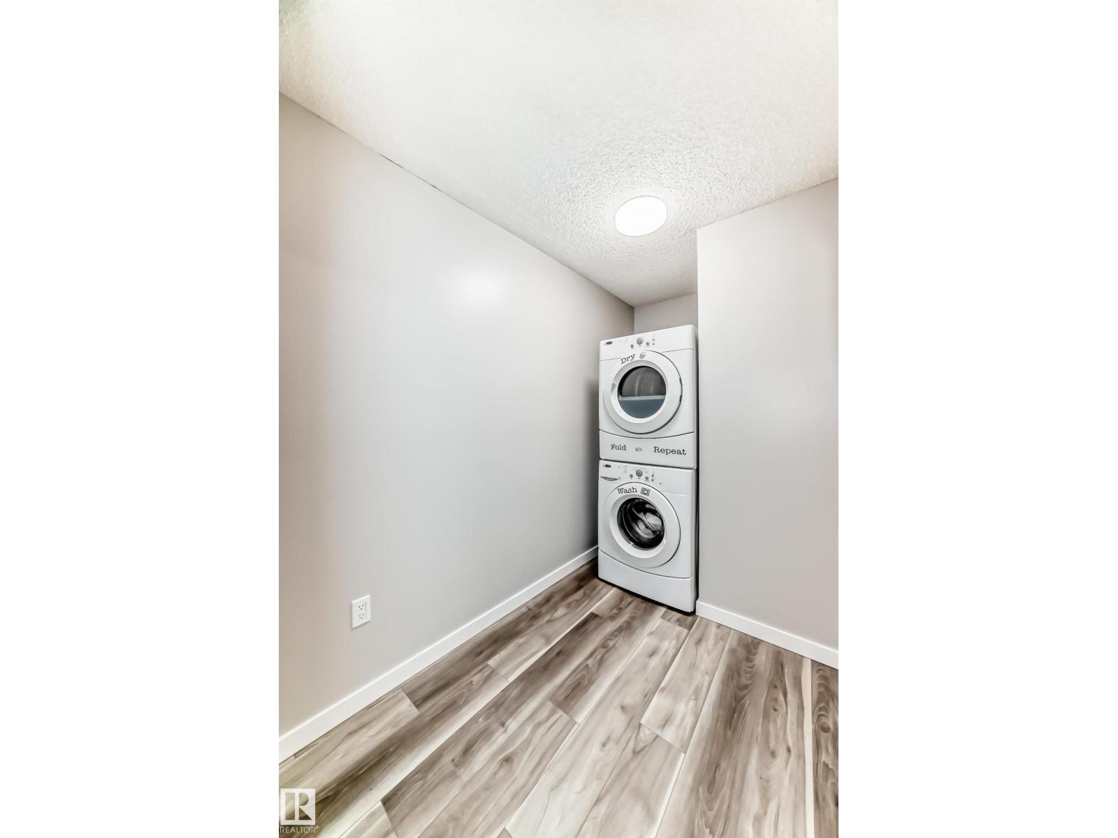 #306 2508 50 ST NW - 40