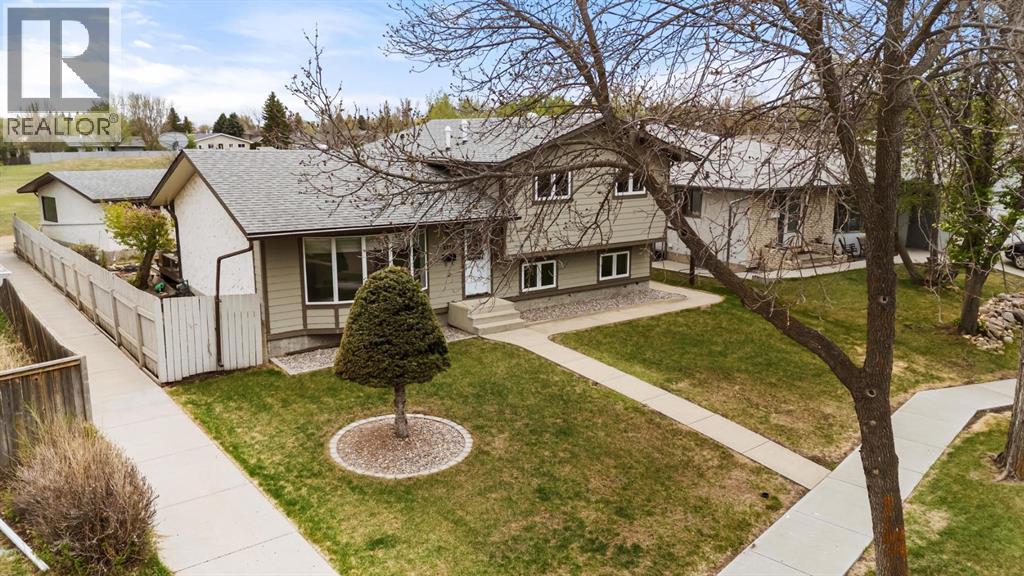 6121 39 Avenue - 30
