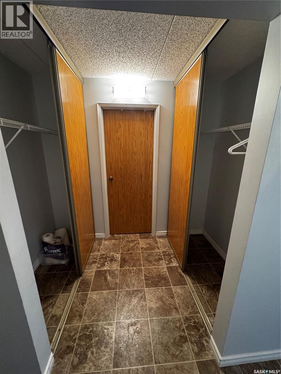 #303 2125 Osler STREET - 19