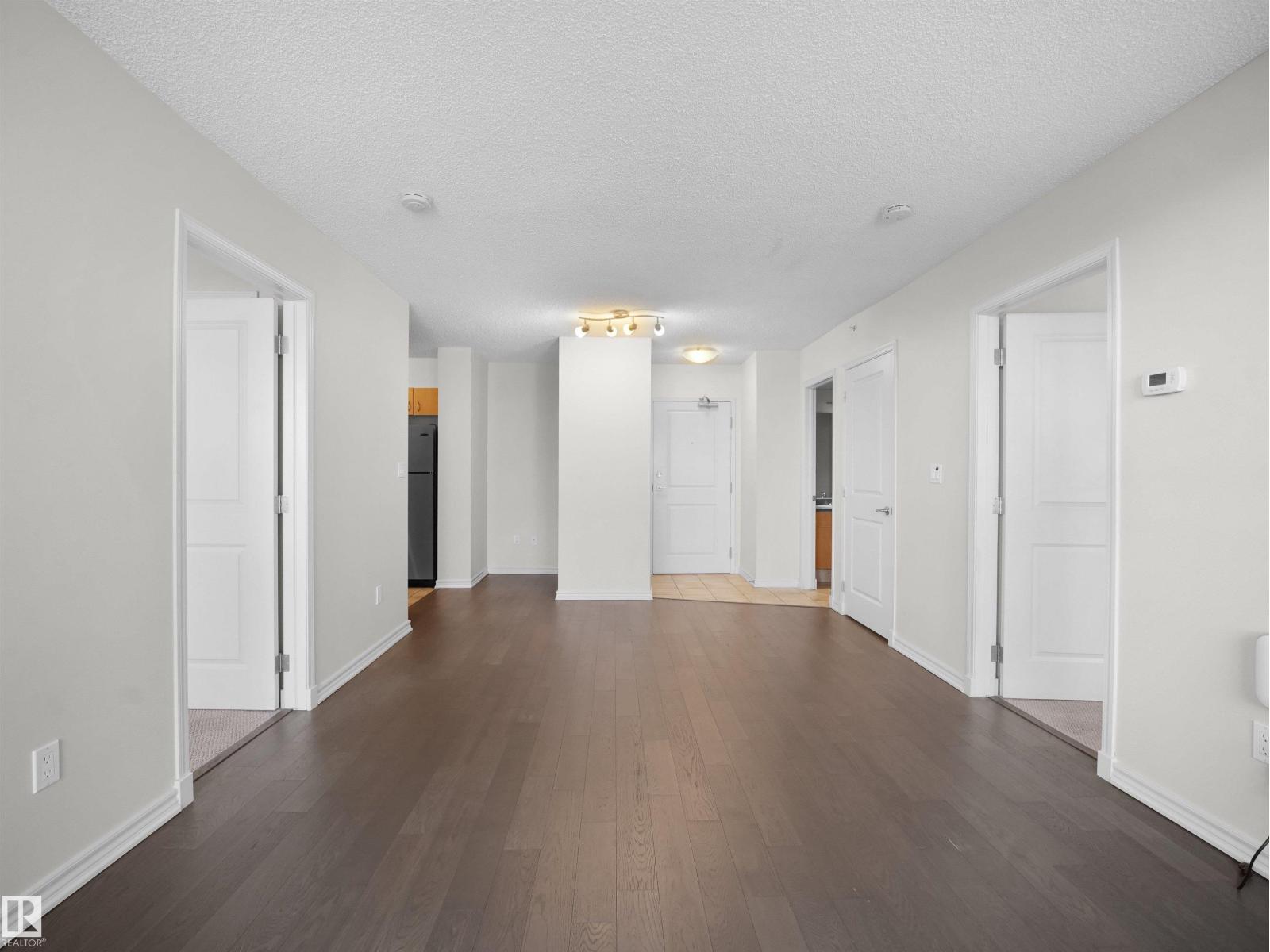 #1604 10180 104 ST NW - 16