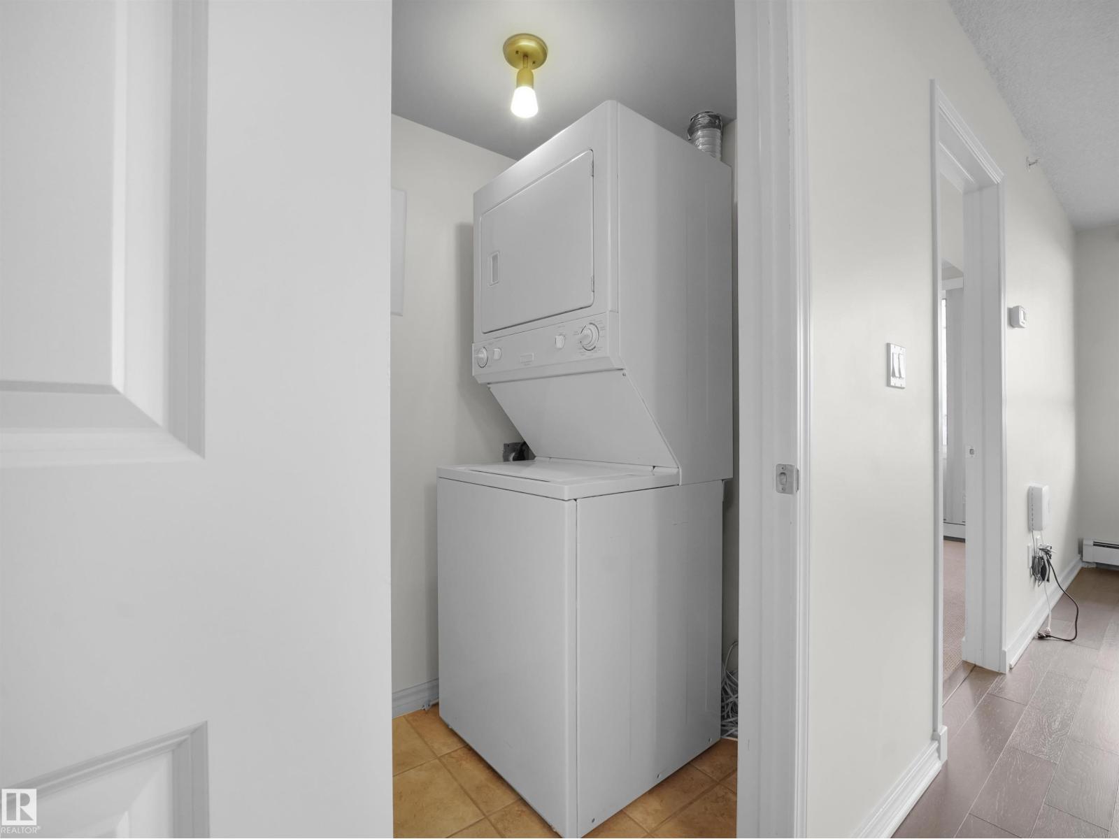 #1604 10180 104 ST NW - 21
