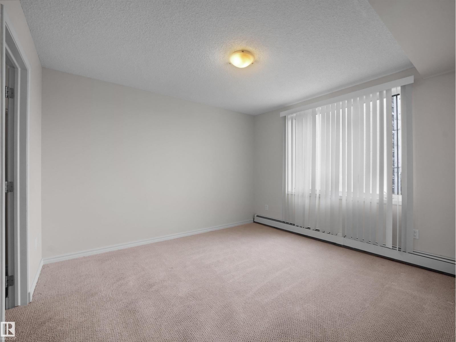 #1604 10180 104 ST NW - 22