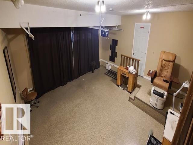 6303 4 AV SW SW - 51