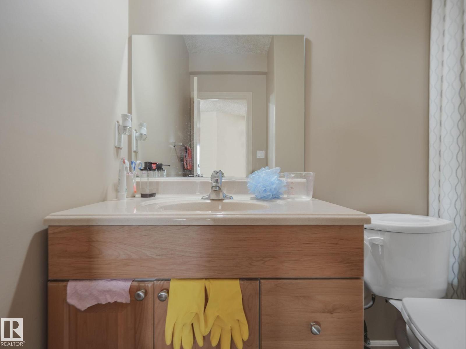 6303 4 AV SW SW - 48