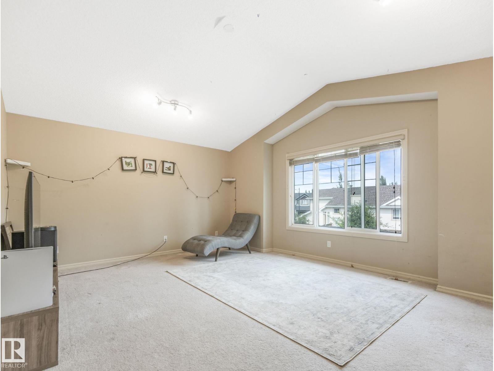 6303 4 AV SW SW - 19