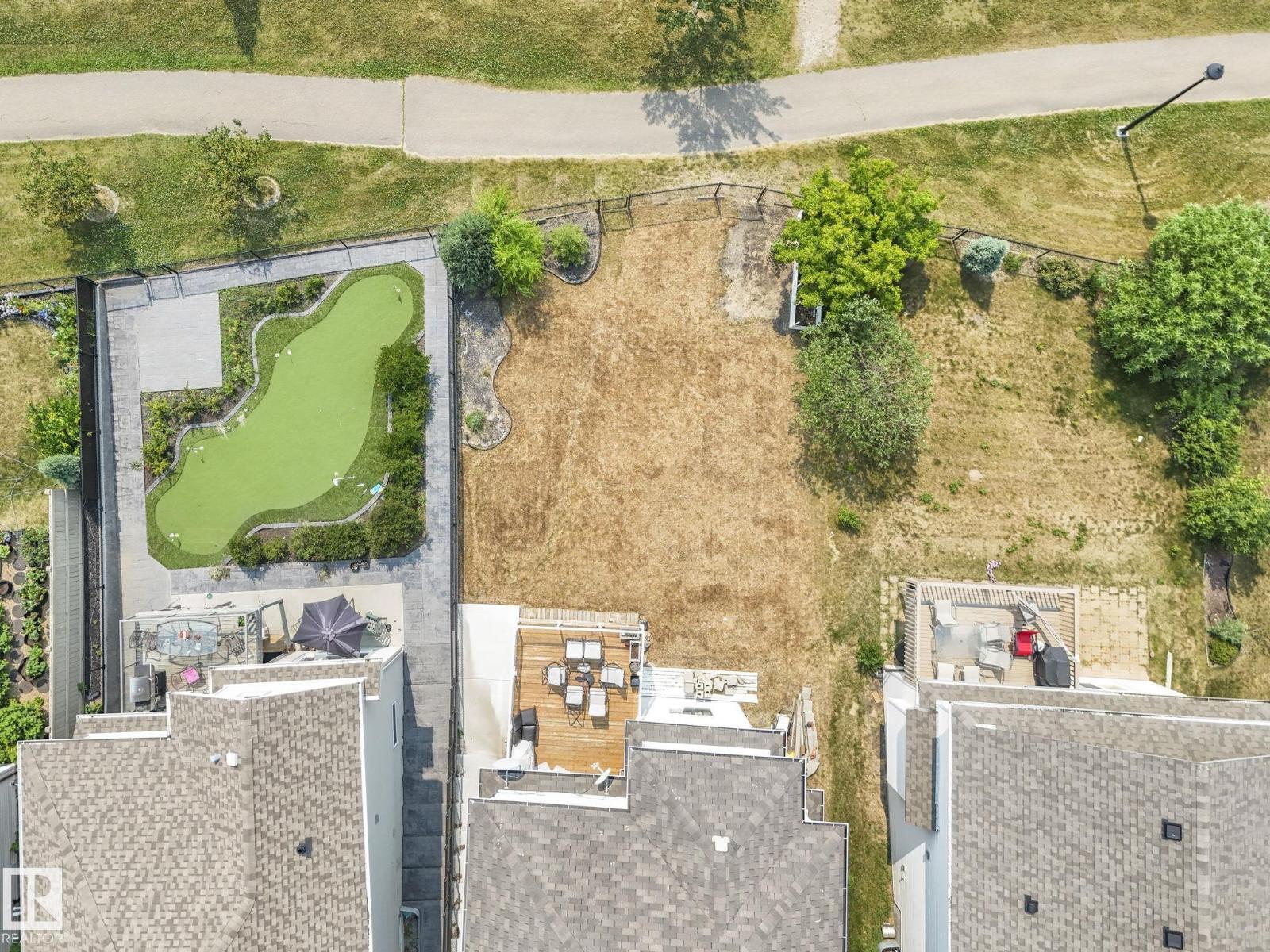 6303 4 AV SW SW - 53