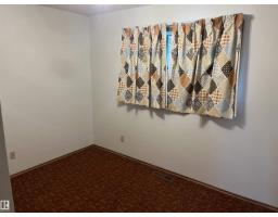 Bedroom 3 - 5012 58 Av, Viking, AB T0B4N0 Photo 6