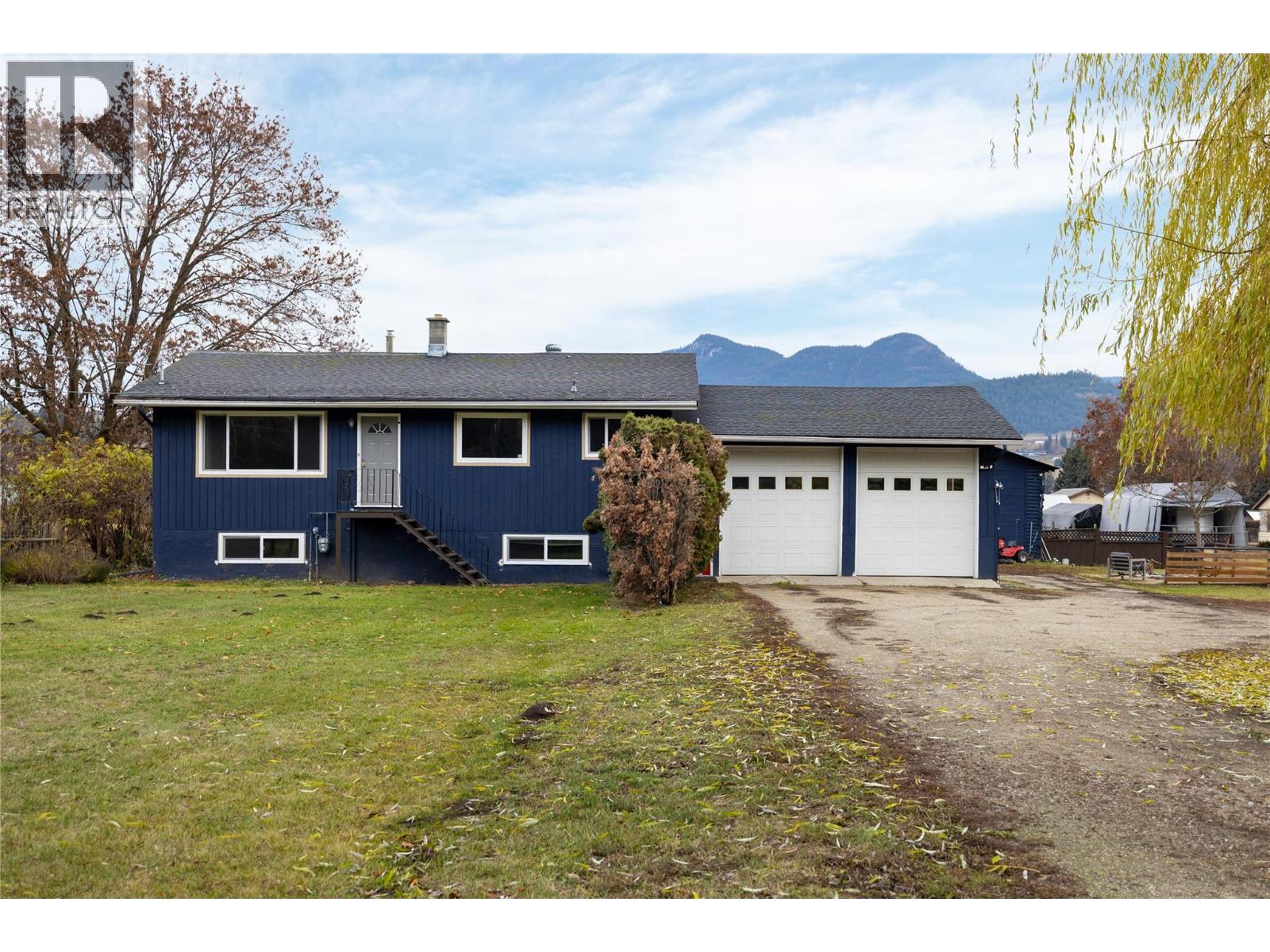 5712 6 Highway - 1