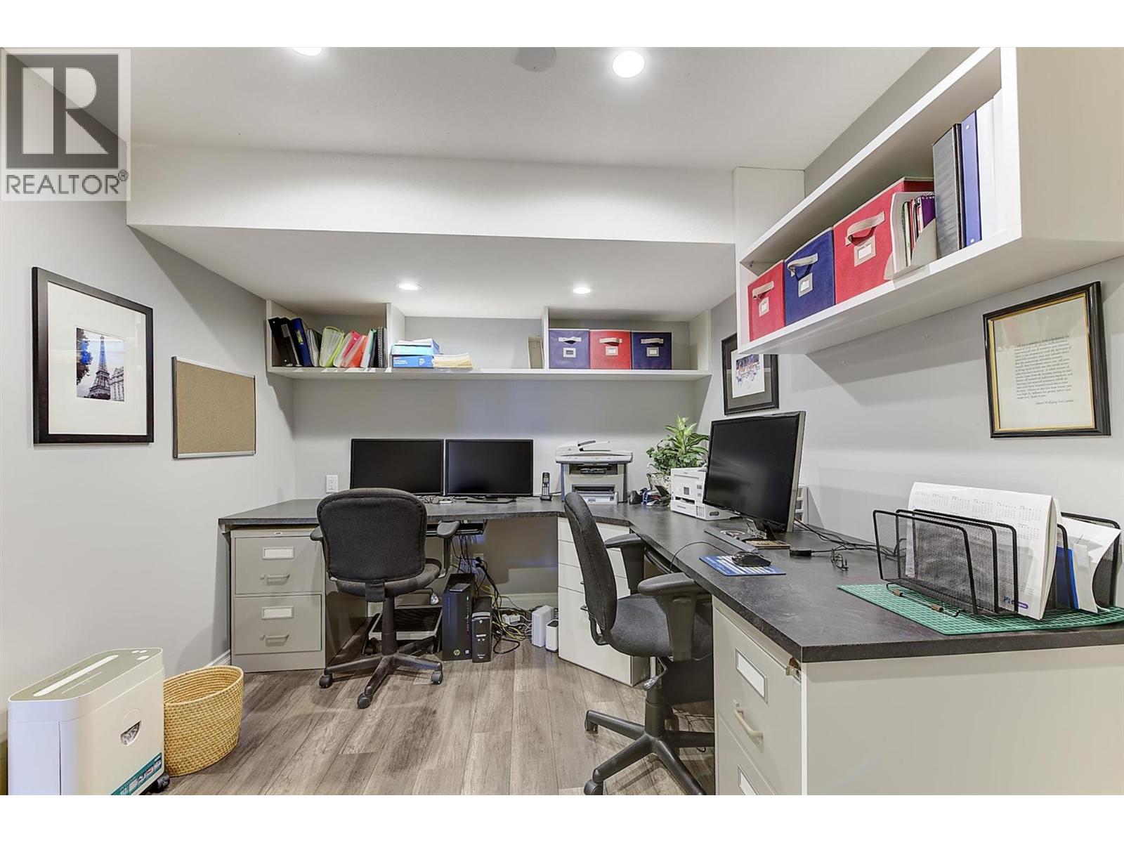 #2 3333 Chancellor Place - 53