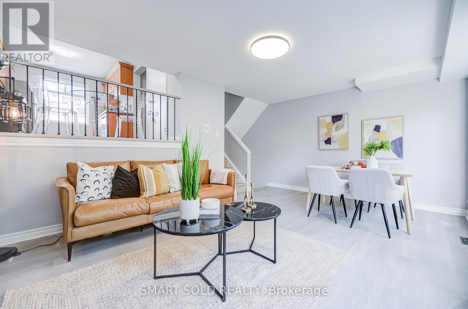 #9 81 RAMEAU DRIVE - 12
