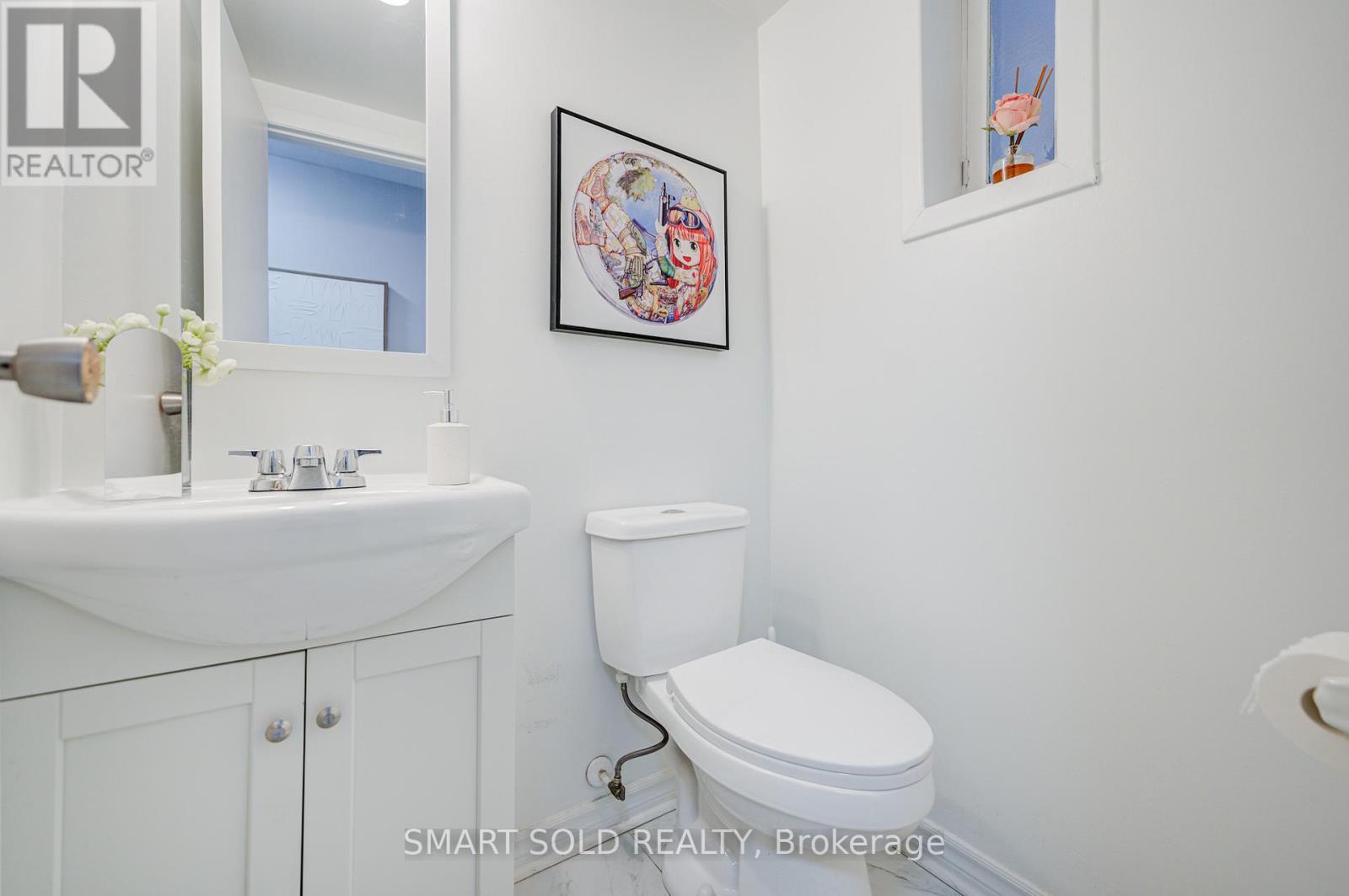 #9 81 RAMEAU DRIVE - 16