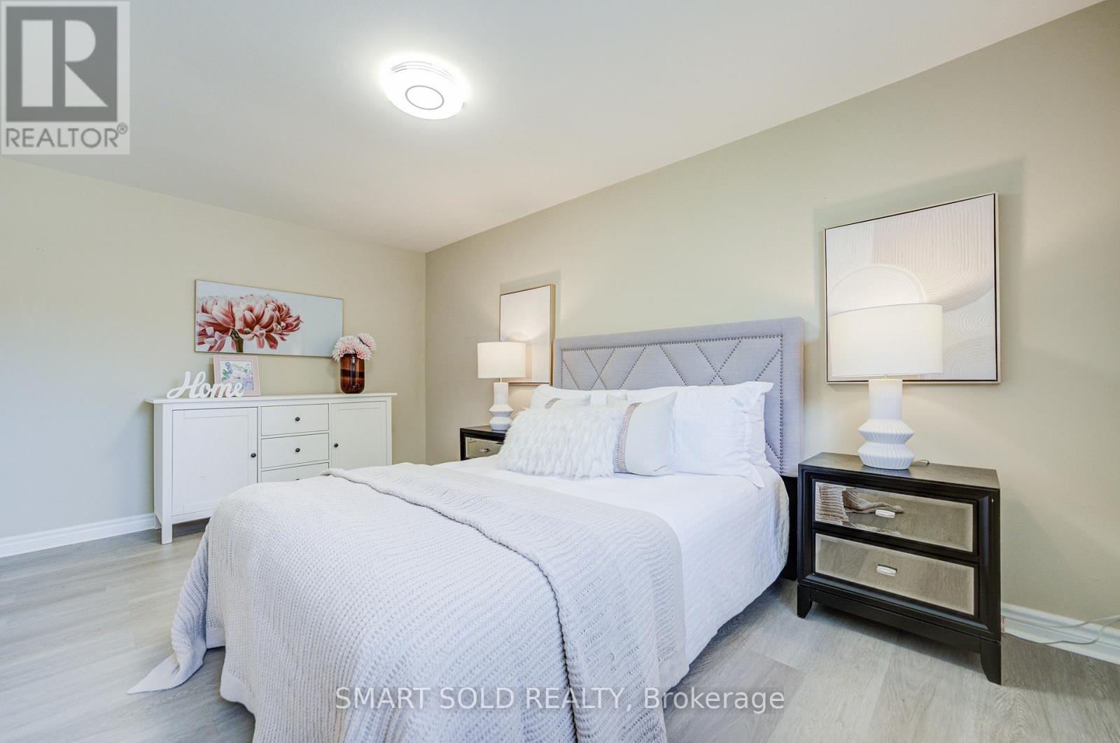 #9 81 RAMEAU DRIVE - 35