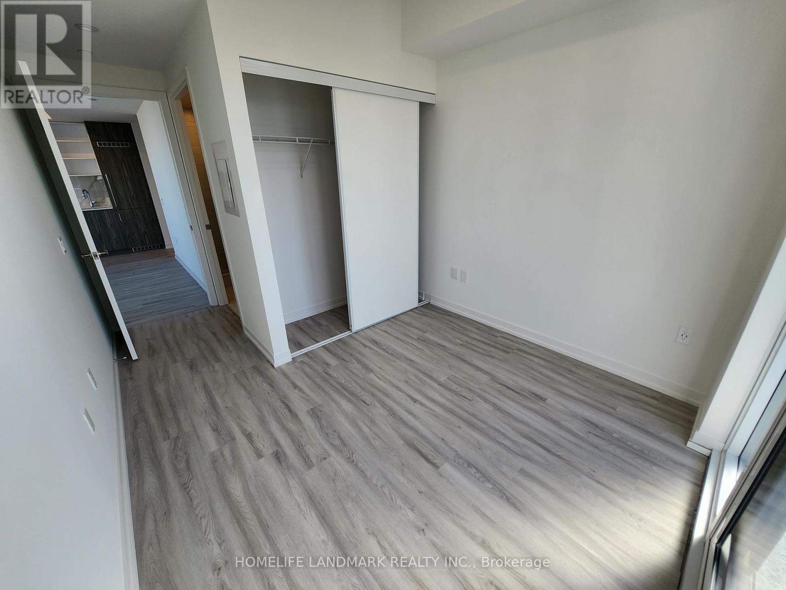 #5601 55 COOPER STREET - 21