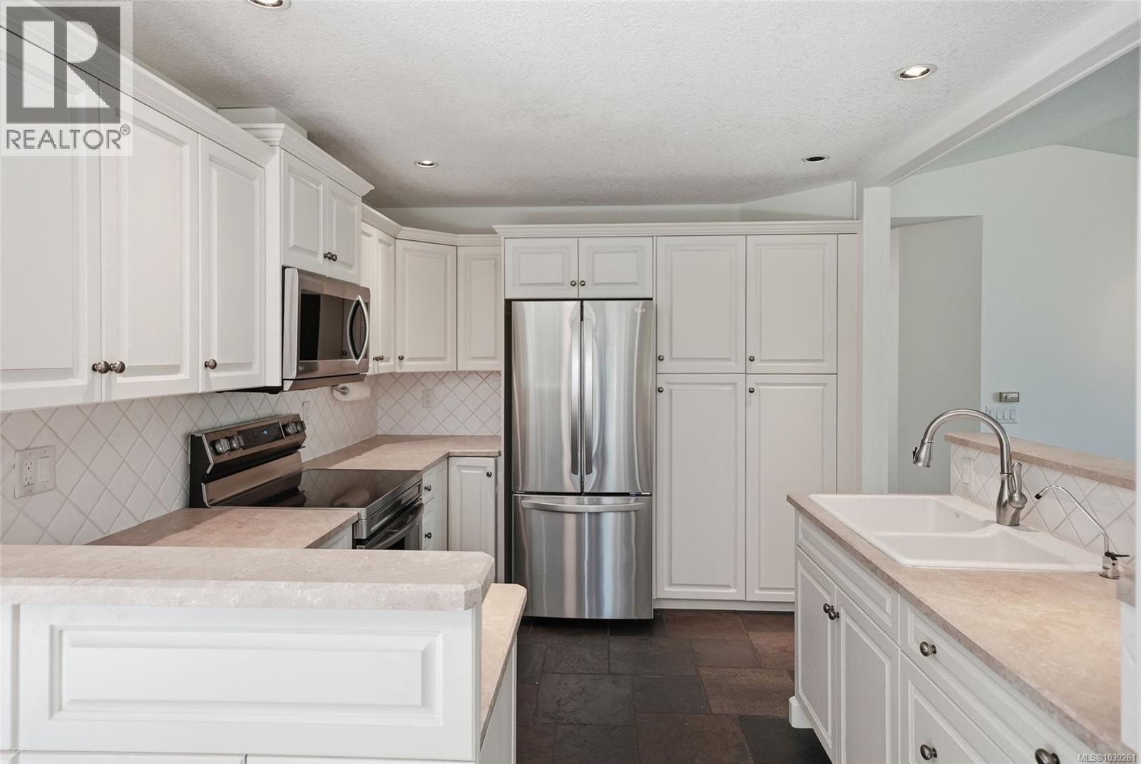 #12 2655 Andover Rd - 33