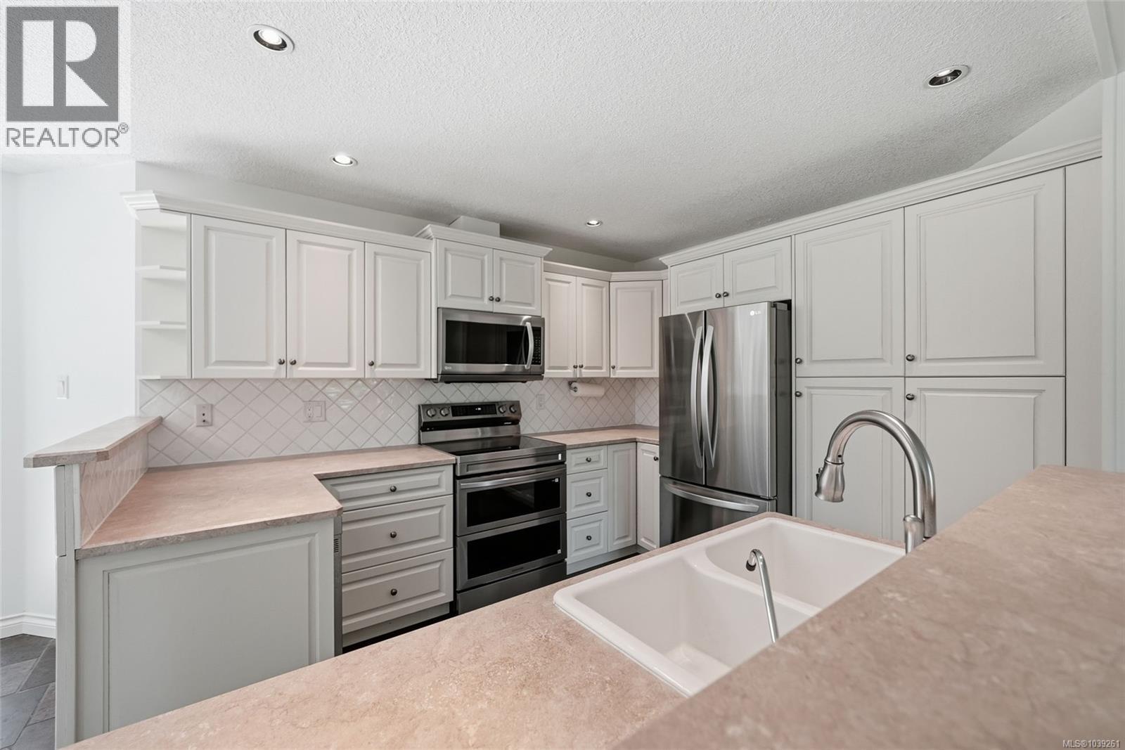 #12 2655 Andover Rd - 34
