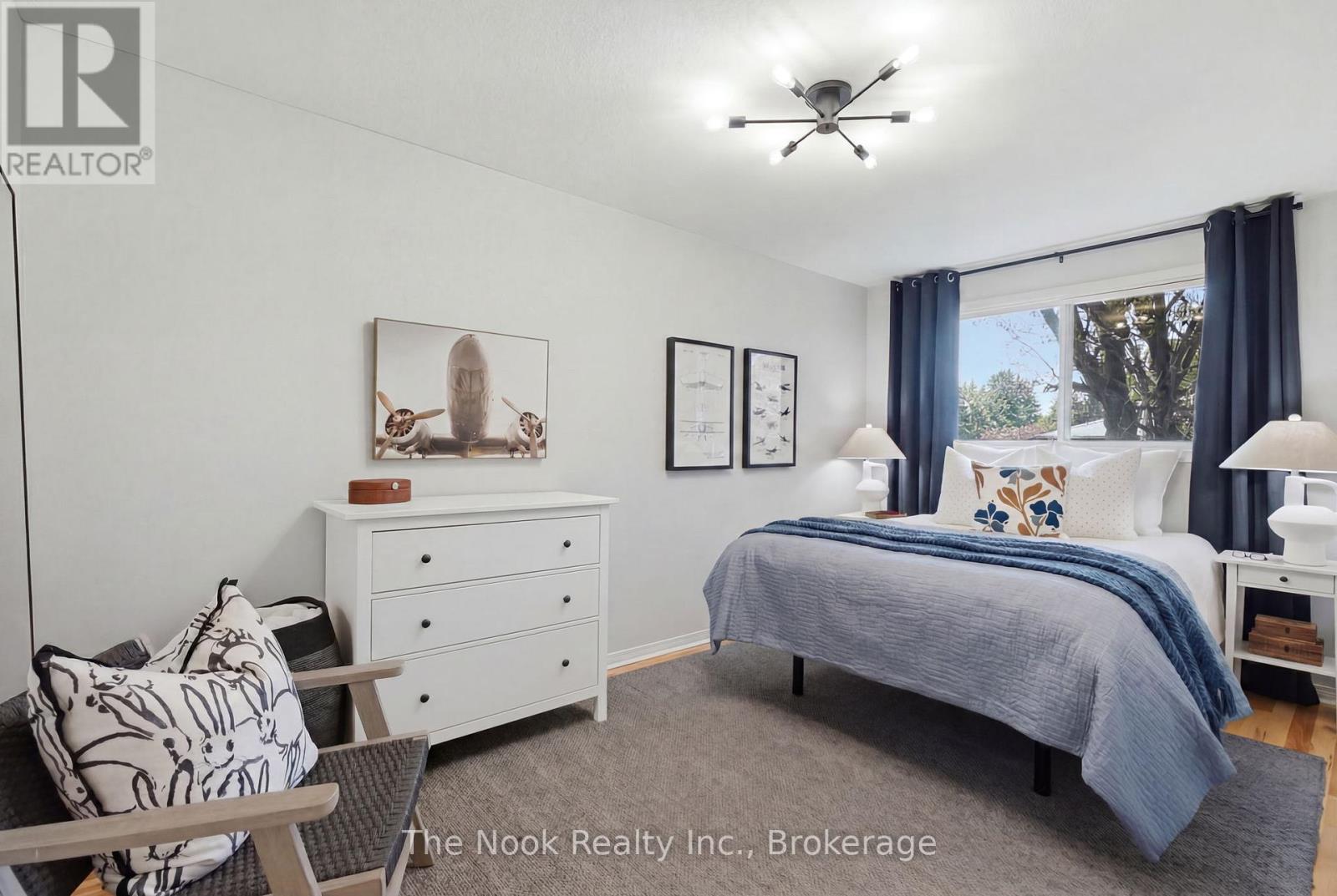 693 NAIRN COURT - 25