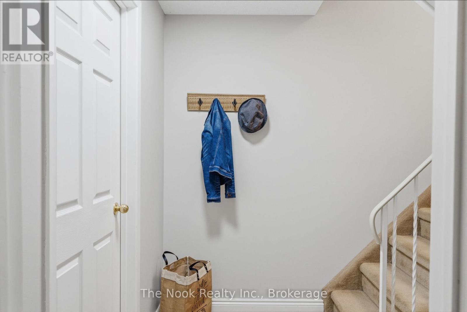 693 NAIRN COURT - 32