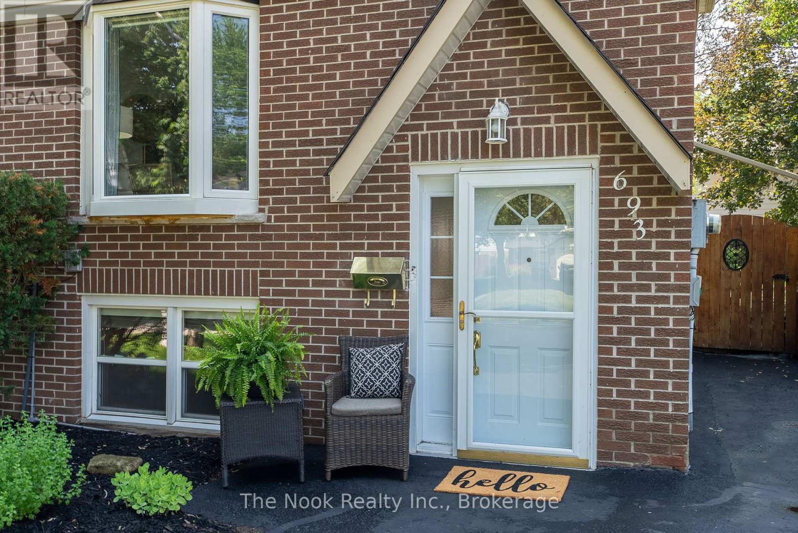693 NAIRN COURT - 40
