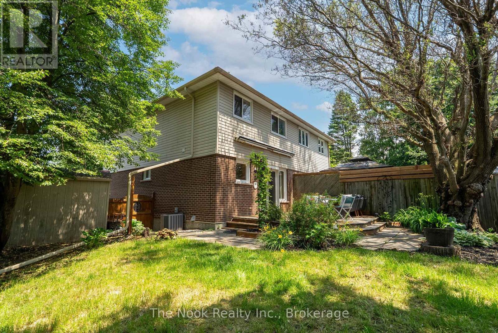 693 NAIRN COURT - 43