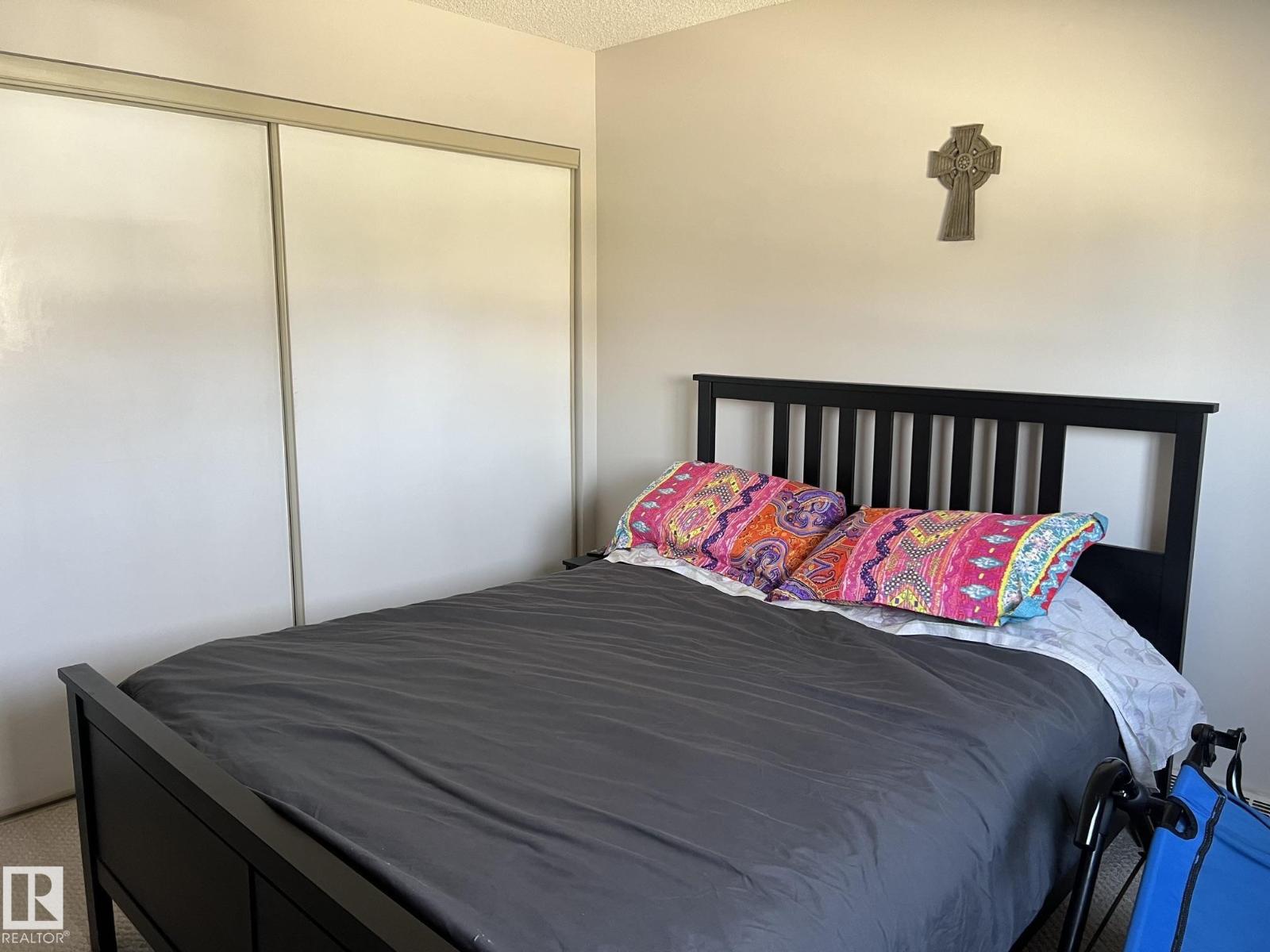 #207 18012 95 AV NW - 14