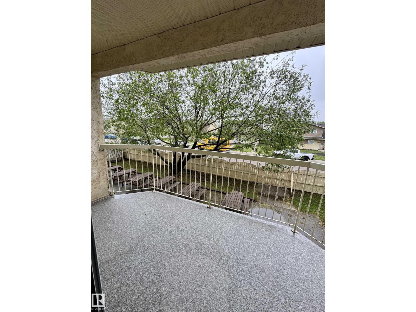 #207 18012 95 AV NW - 23