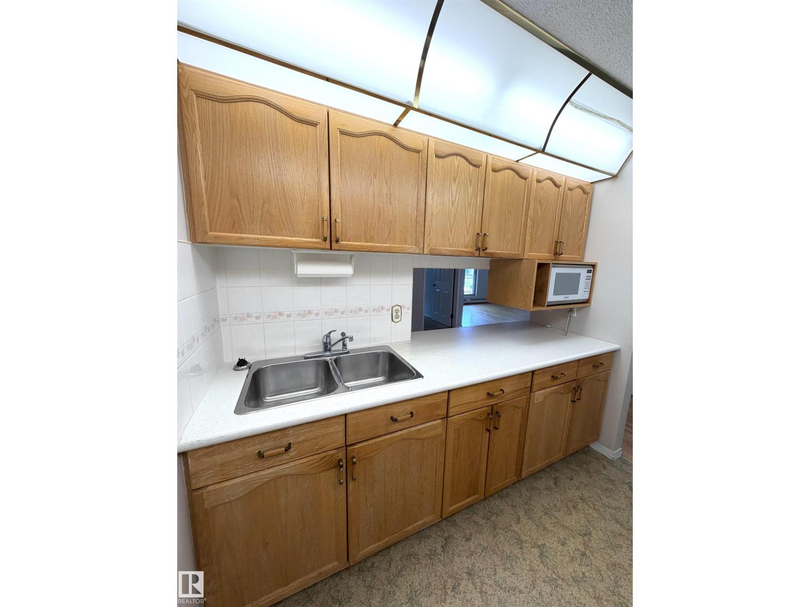 #207 18012 95 AV NW - 34