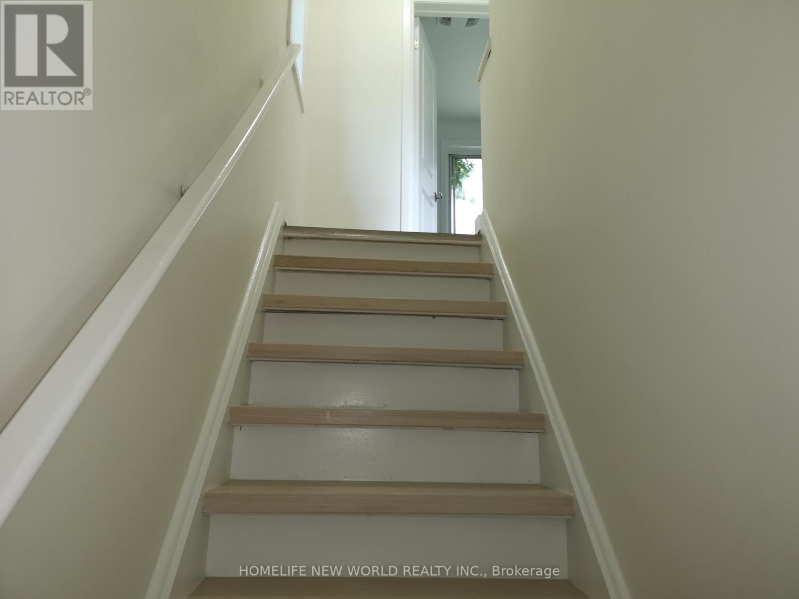 235 AXMINSTER DRIVE - 19
