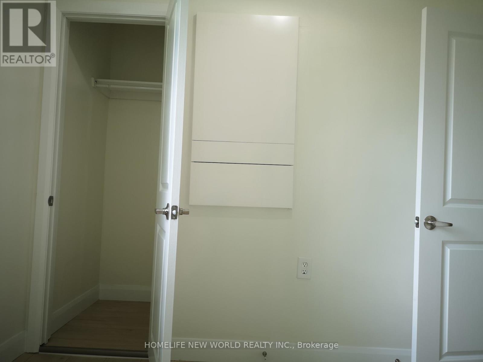 235 AXMINSTER DRIVE - 20