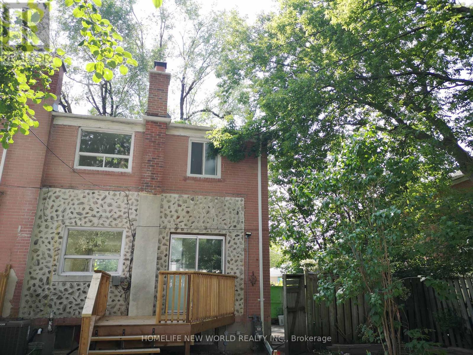 235 AXMINSTER DRIVE - 39