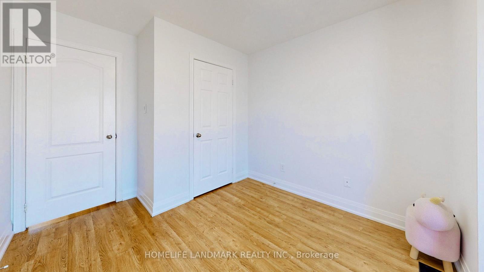32 ARCO CIRCLE - 20