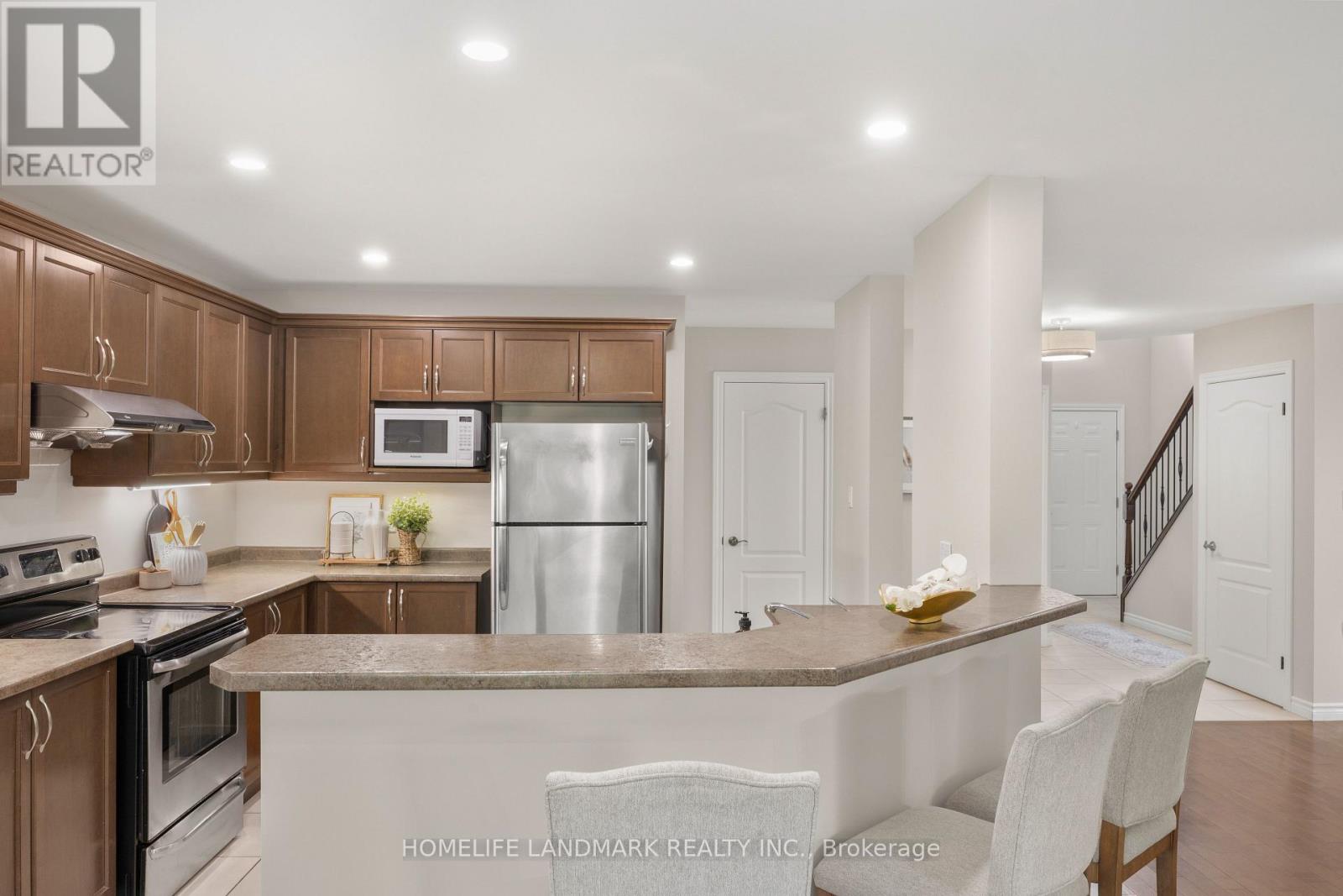 1166 SMITHER ROAD - 12