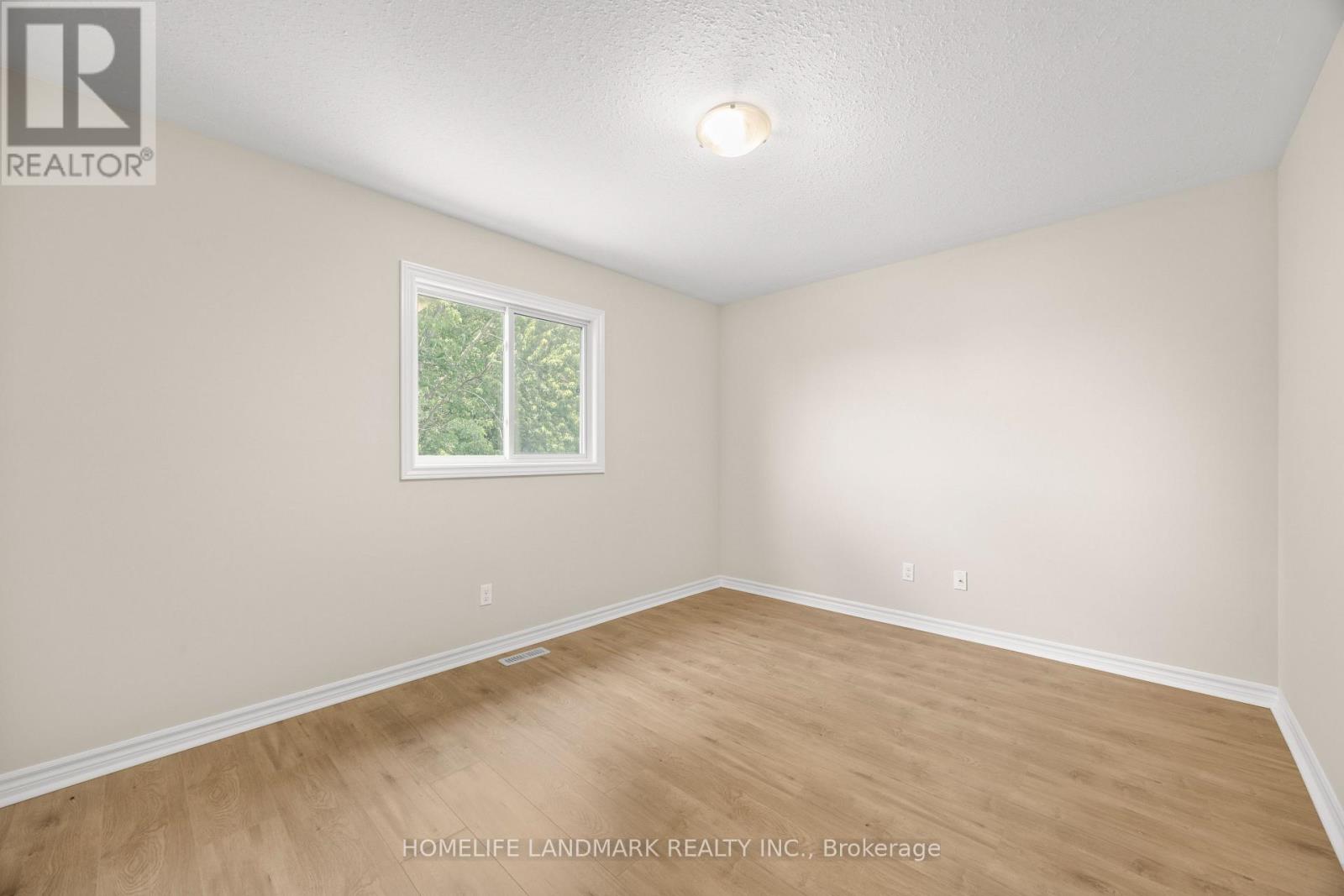 1166 SMITHER ROAD - 34