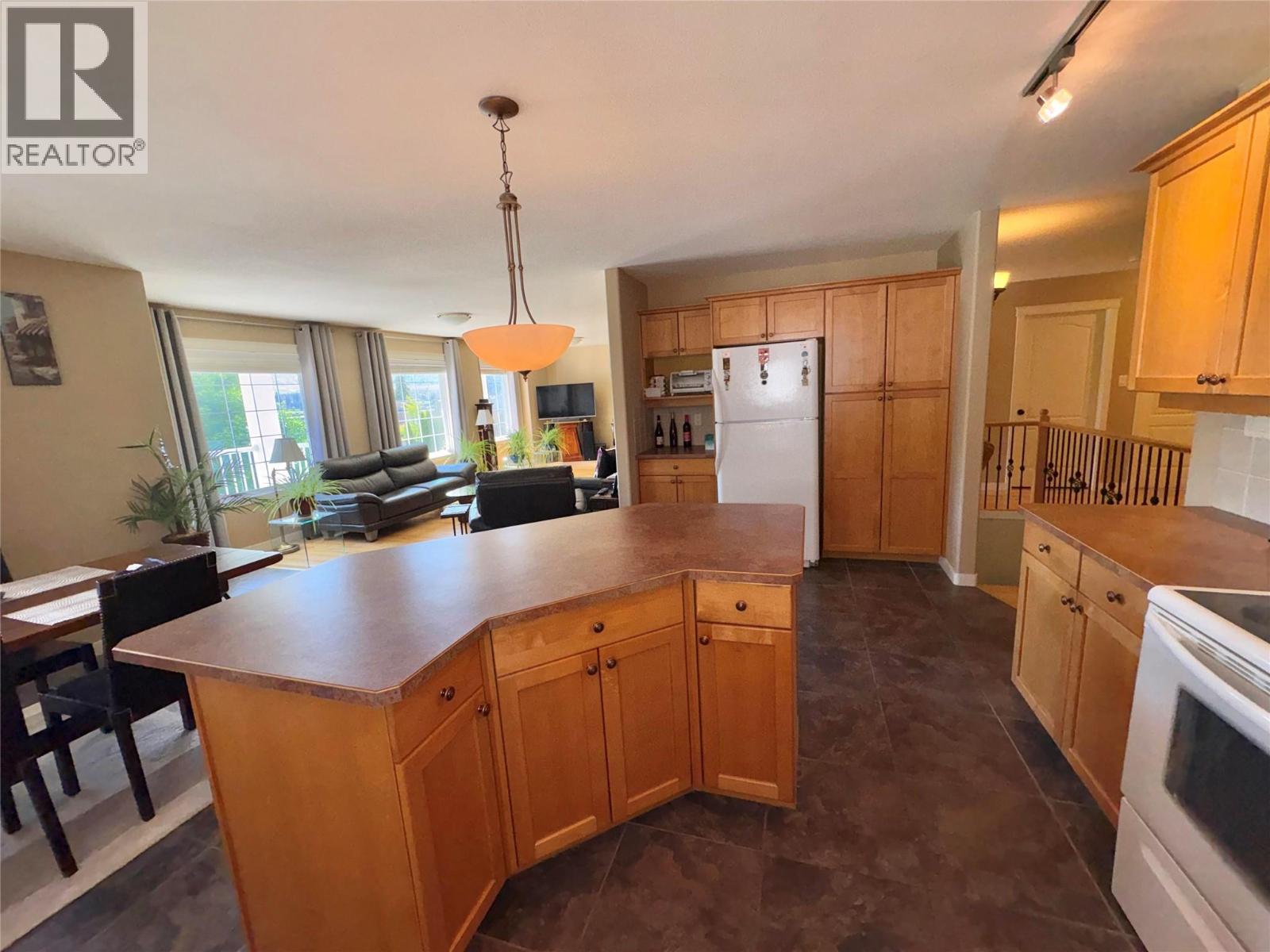 6940 Cabernet Place - 3